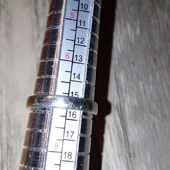 Triangle raw stone Tanzanite Sterling silver ring - Picture 4 of 4